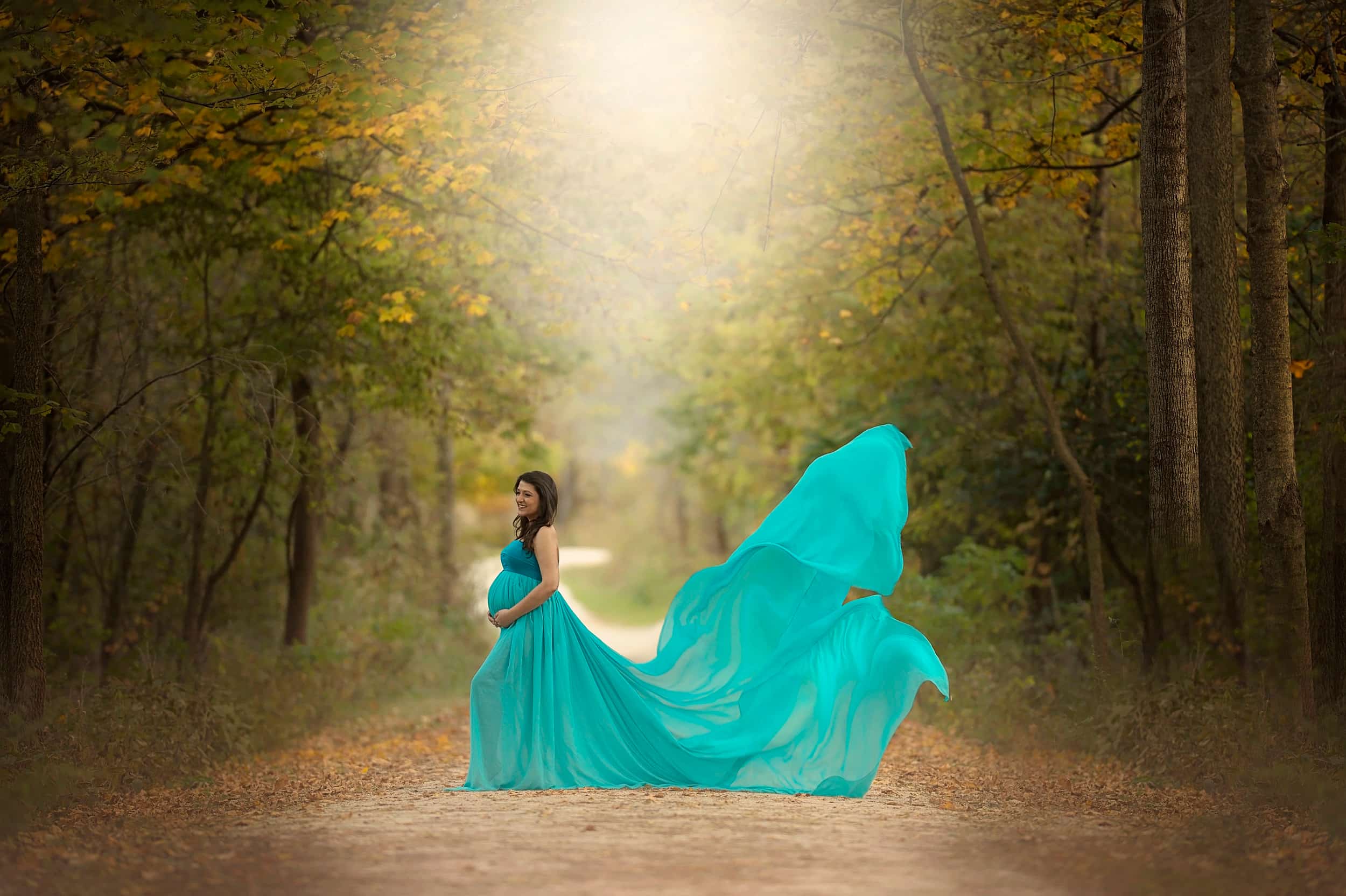 Whimsical outdoor maternity portrait in Chicago by Sri & Jana Photography