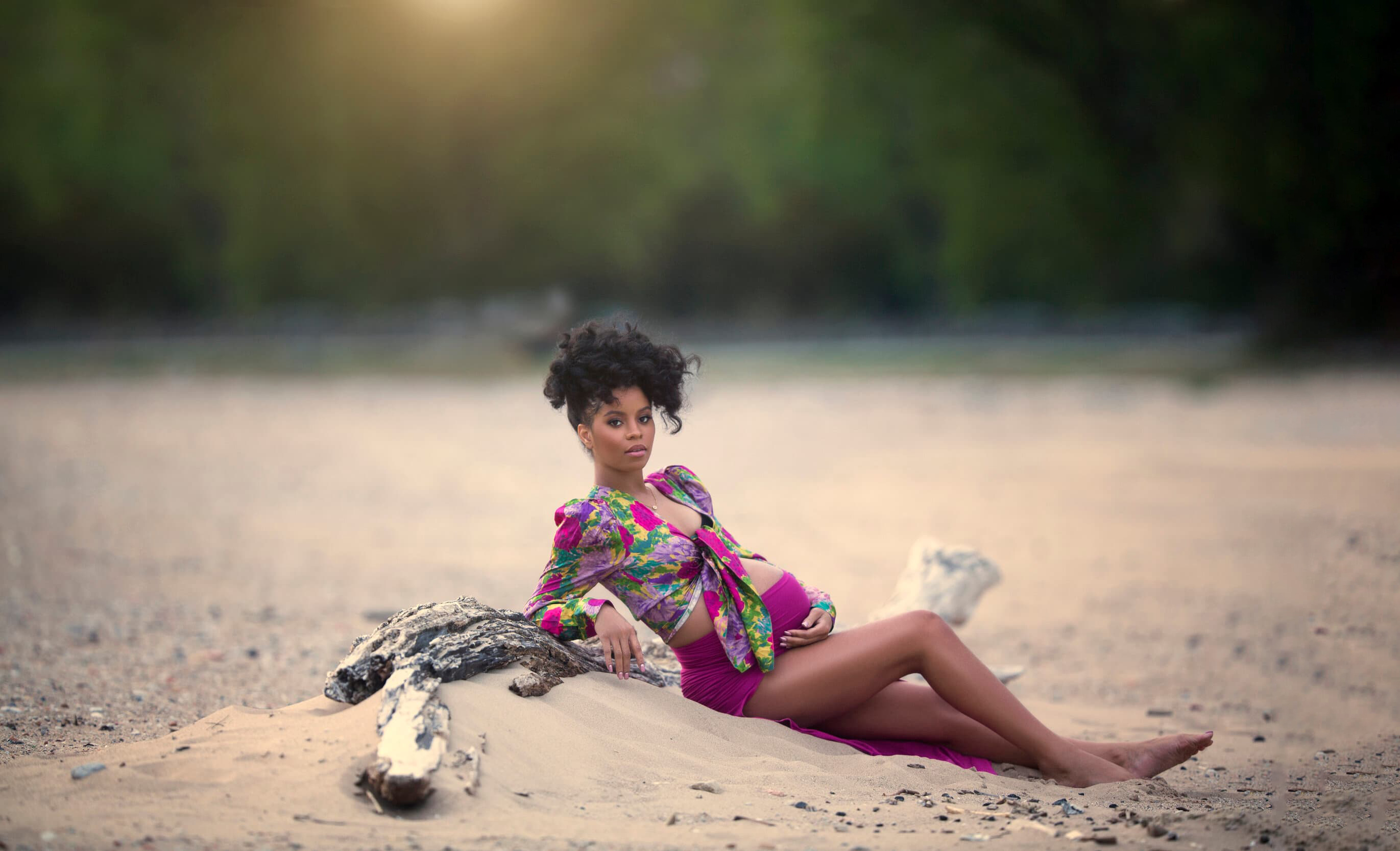 Outdoor maternity photo session at South Shore Beach Chicago by Sri and Jana